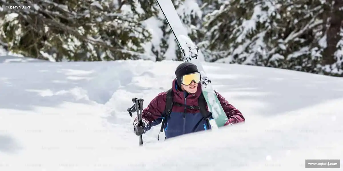 <strong>必一运动</strong>🧗‍♀️向上攀登，向下扎根！在体育的赛道上，遇见更好的自己～